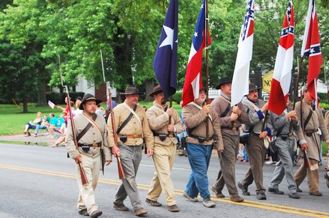 gainesvillememdayparade4.09.jpg